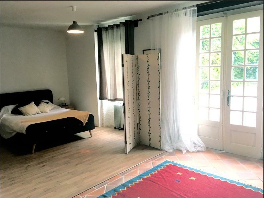 Maison Lyre, Pompadour Hotel Arnac-Pompadour Luaran gambar